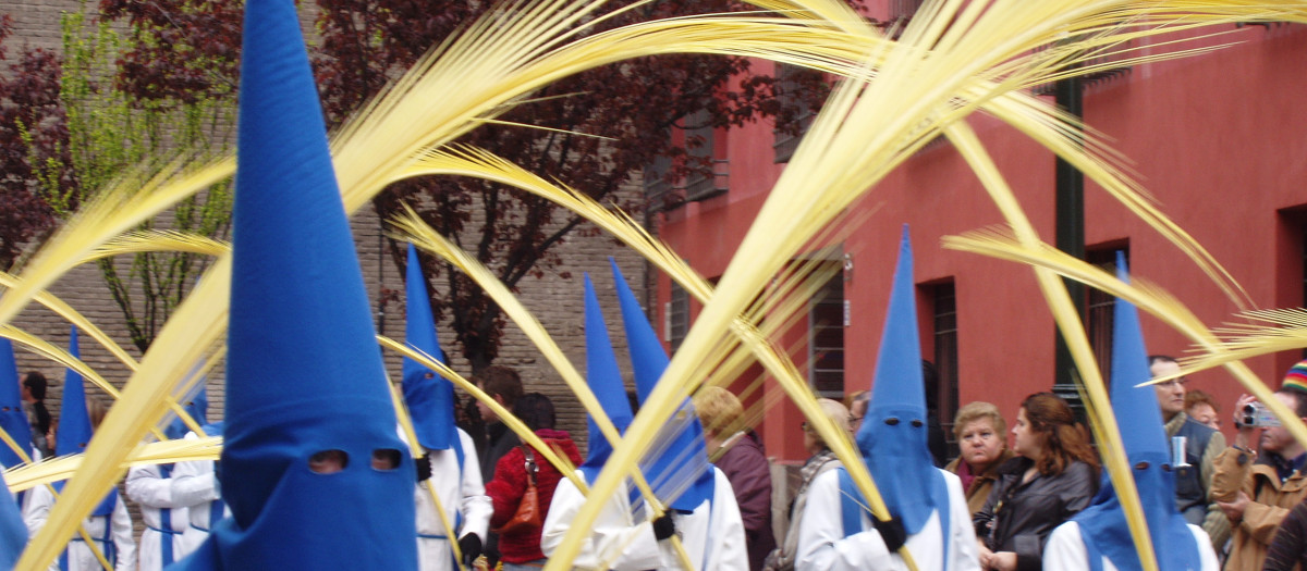 Cofradía de la Entrada (Zaragoza), durante el Domingo de Ramos