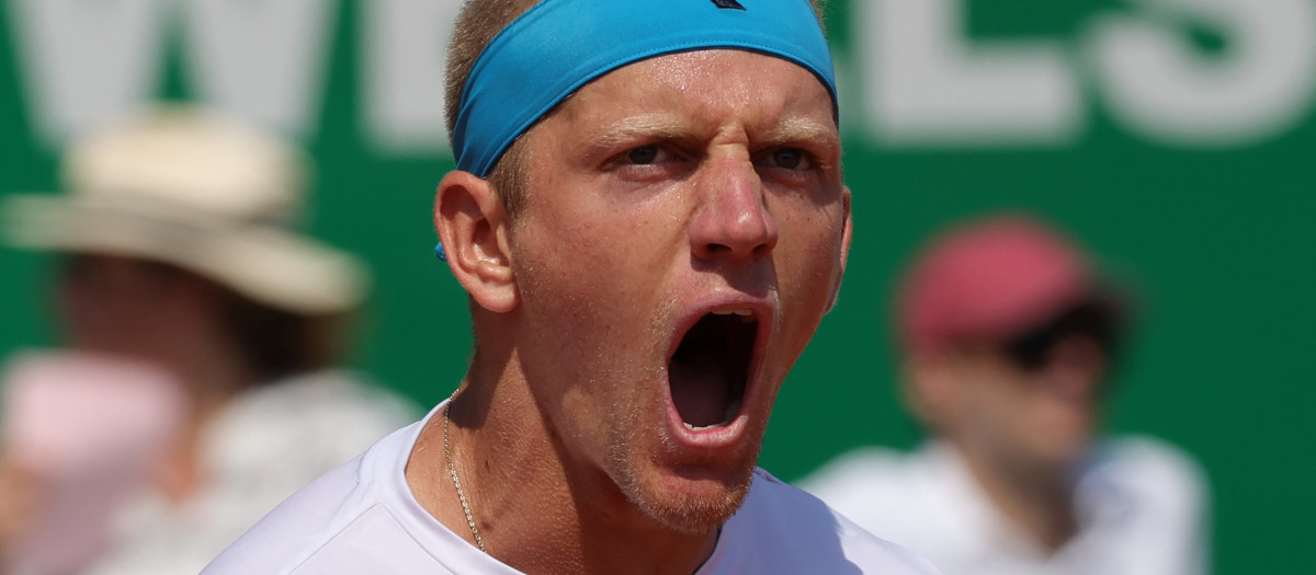 Alejandro Davidovich-Fokina celebra un punto durante la semifinal de Montecarlo
