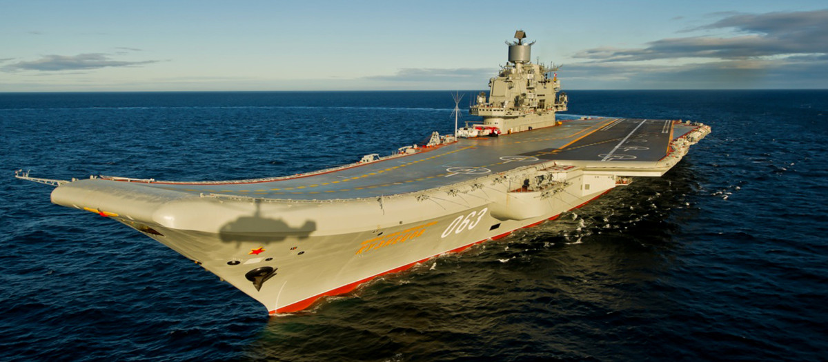 el portaaviones Almirante Kuznetsov