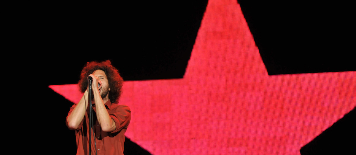 EL CANTANTE ZACK DE LA ROCHA DEL GRUPO RAGE AGAINST THE MACHINE