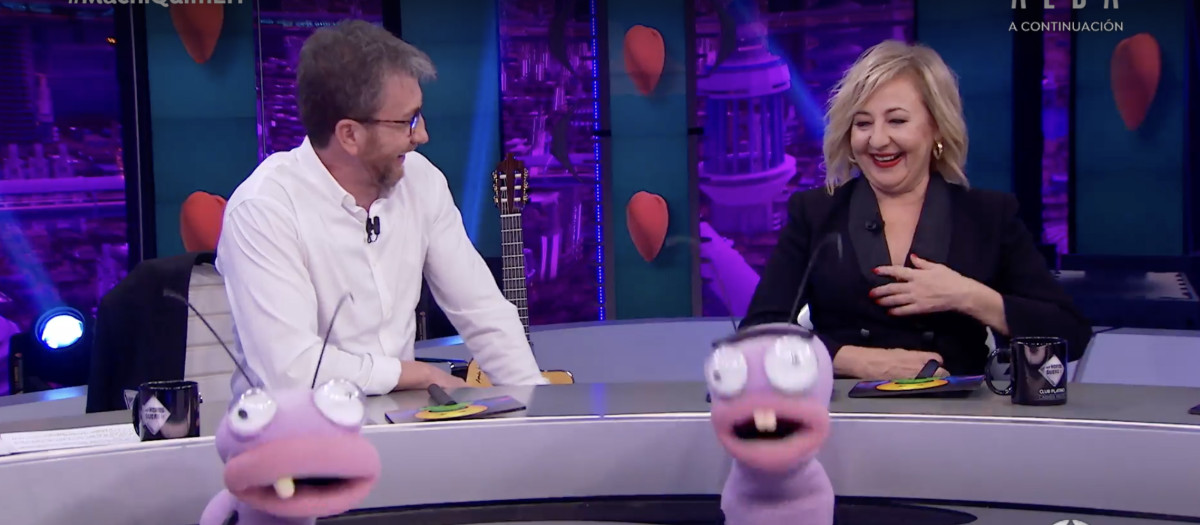 Pablo Motos y Carmen Machi, en 'El Hormiguero'