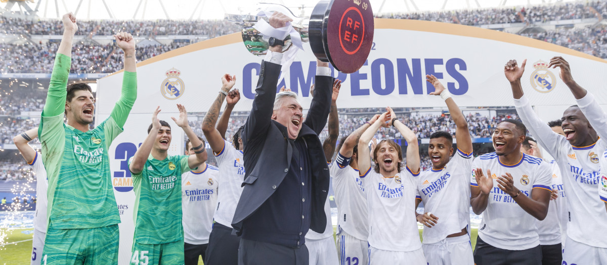 El técnico fue uno de los más animados en la celebración del título liguero