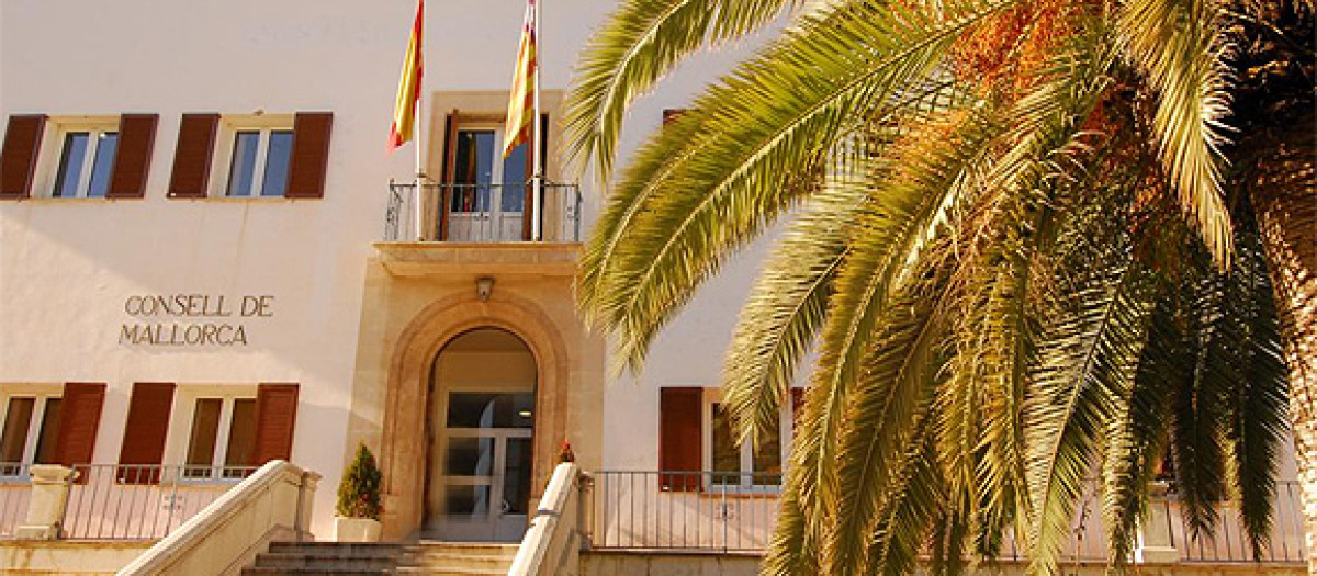 Fachada de la sede del Instituto Mallorquín de Asuntos Sociales, en Palma