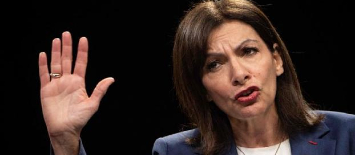Anne Hidalgo, líder del Partido Socialista francés