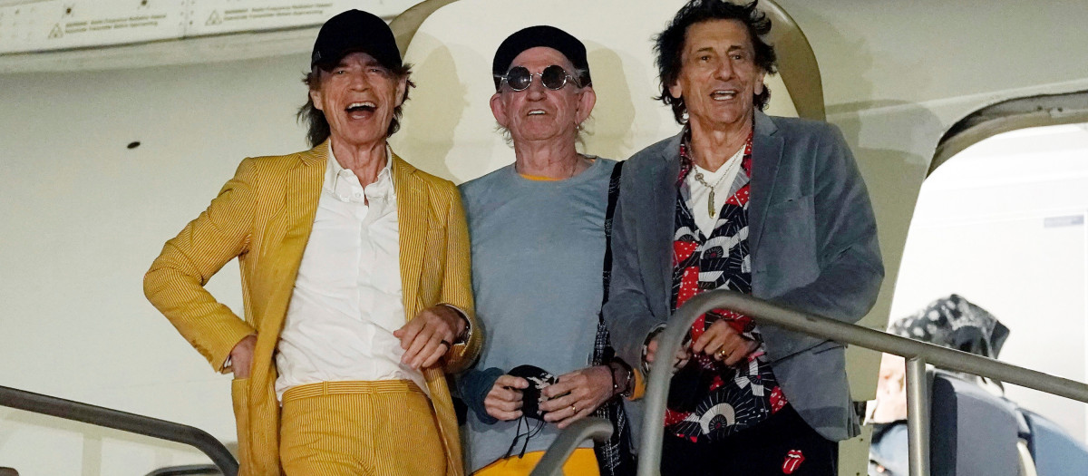 Singer Mick Jagger with musicians Keith Richards  and Ron Wood of The Rolling Stones at Hollywood Burbank Airport in Burbank, Calif., Monday, Oct. 11, 2021