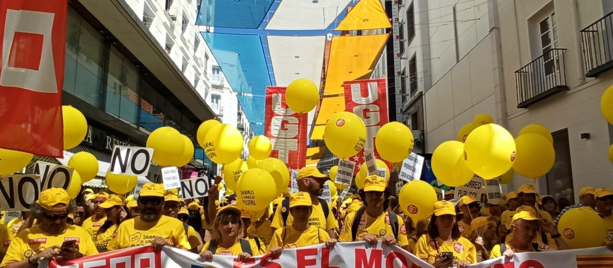 Manifestantes de Correos durante las protestas