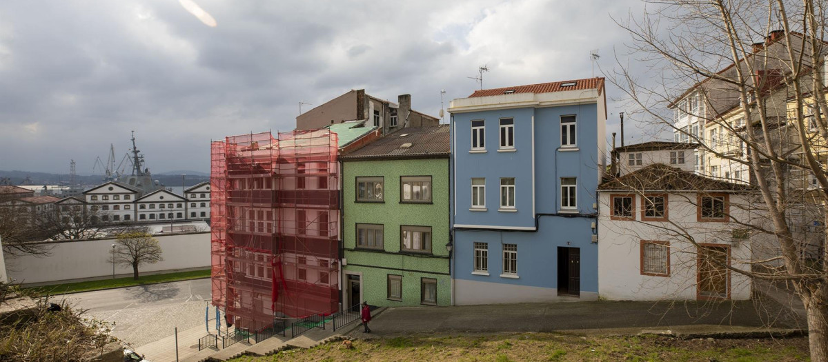 Viviendas rehabilitándose en Galicia.