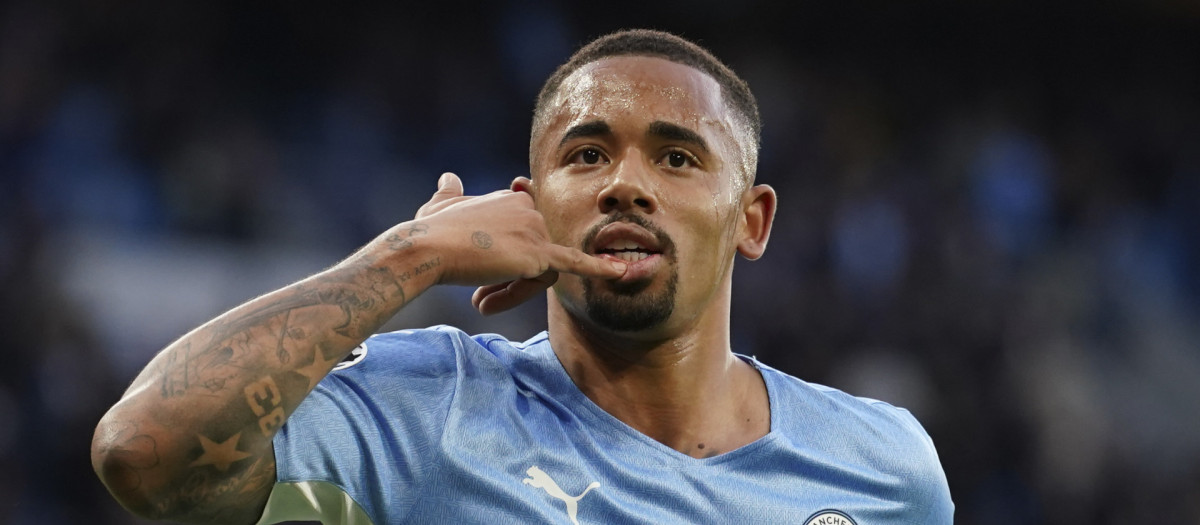 Gabriel Jesús durante un partido con el Manchester City.