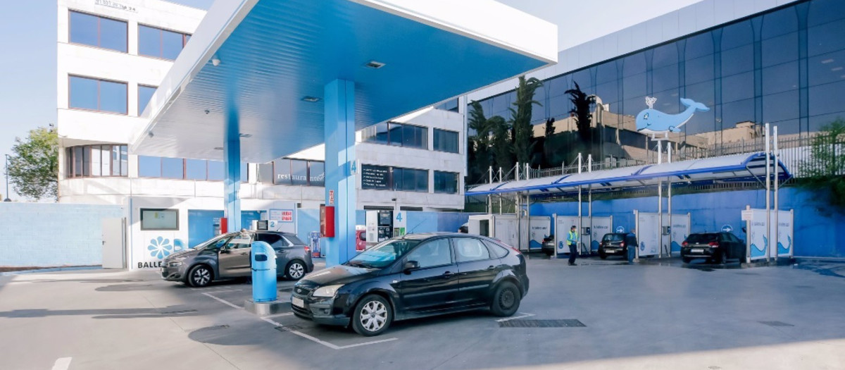 Una estación de servicio de tipo low cost