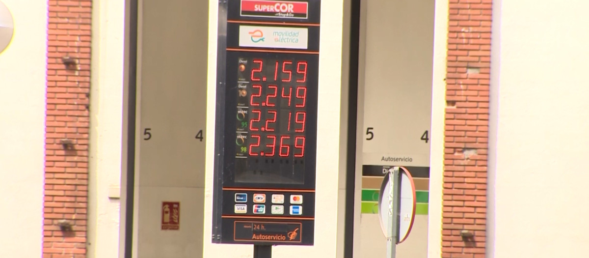 Nuevo récord histórico del precio de la gasolina y el gasóleo