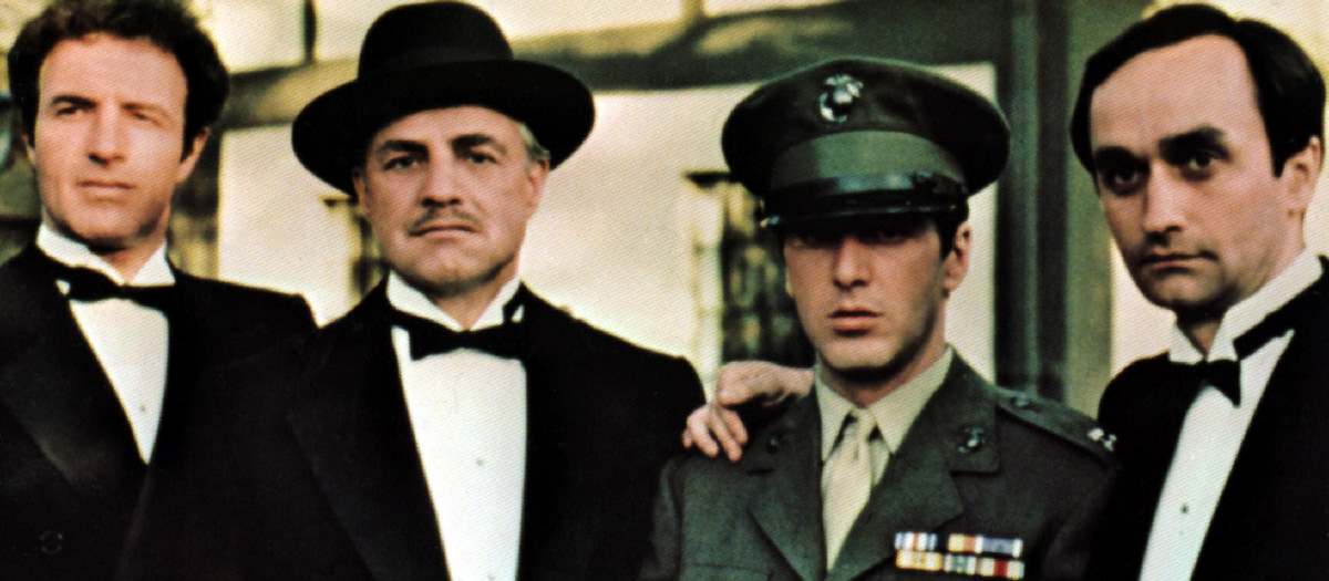 James Caan, Marlon Brando, Al Pacino y John Cazale protagonizaron El padrino en  1972