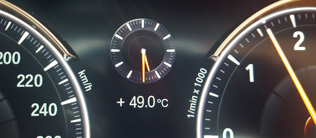 ¿49 grados? Si esta temperatura fuera real sería incompatible con la vida