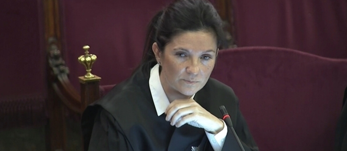 Rosa María Seoane, jefa de la Abogacía del Estado, durante su intervención en el juicio del procés