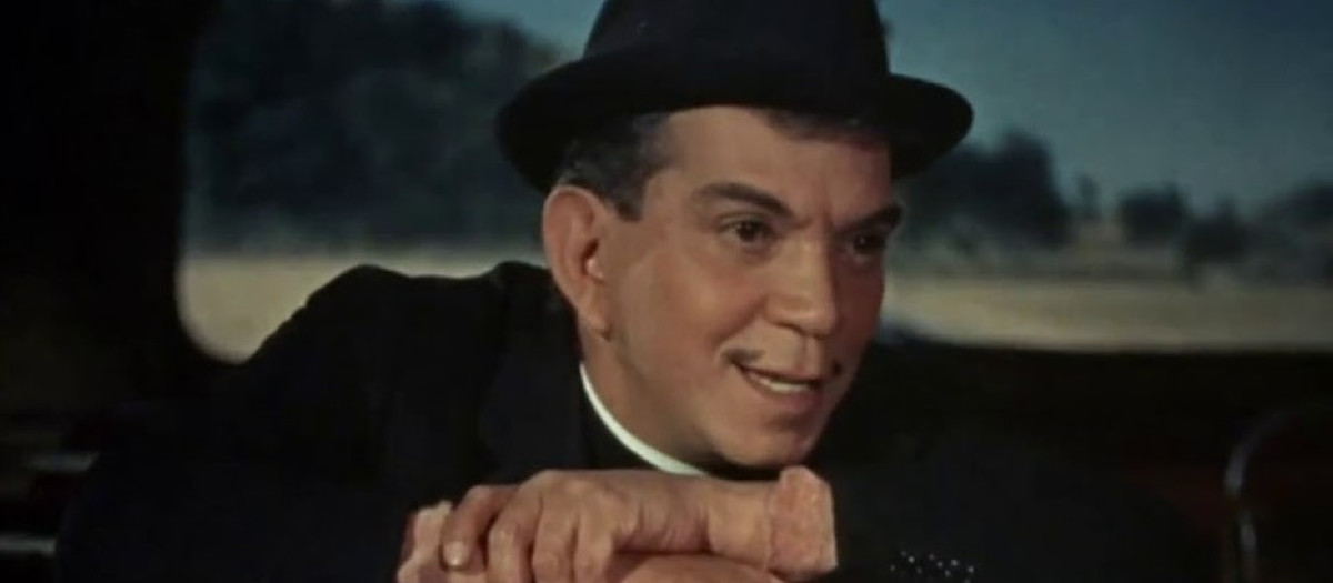 Mario Moreno 'Cantinflas' como 'El padrecito'