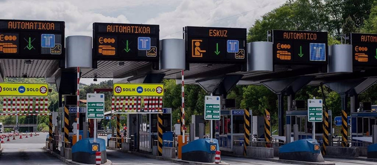 El Gobierno ya ha iniciado los trámites para estudiar las distintas posibilidades encaminadas a introducir un nuevo sistema de peajes en todas las autovías del país