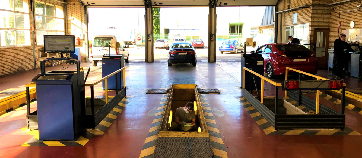 Los inspectores de ITV pueden llegar a inmovilizar un coche