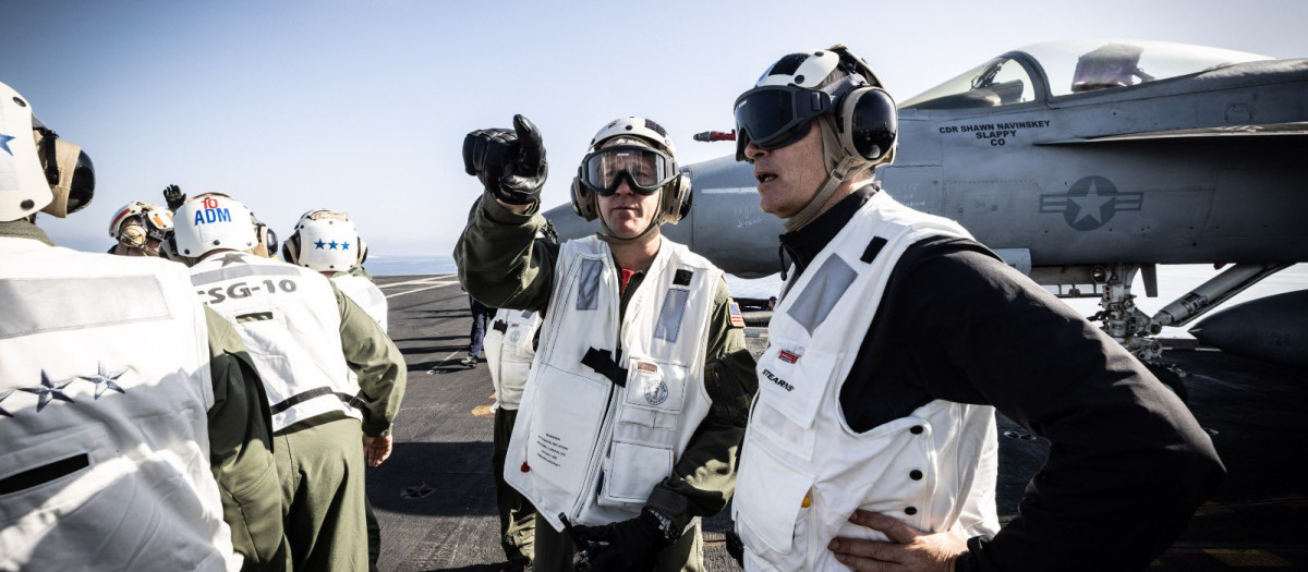 Jens Stoltenberg portaaviones