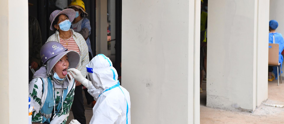 Pruebas de coronavirus en Haikou, en la provincia china de Hainan