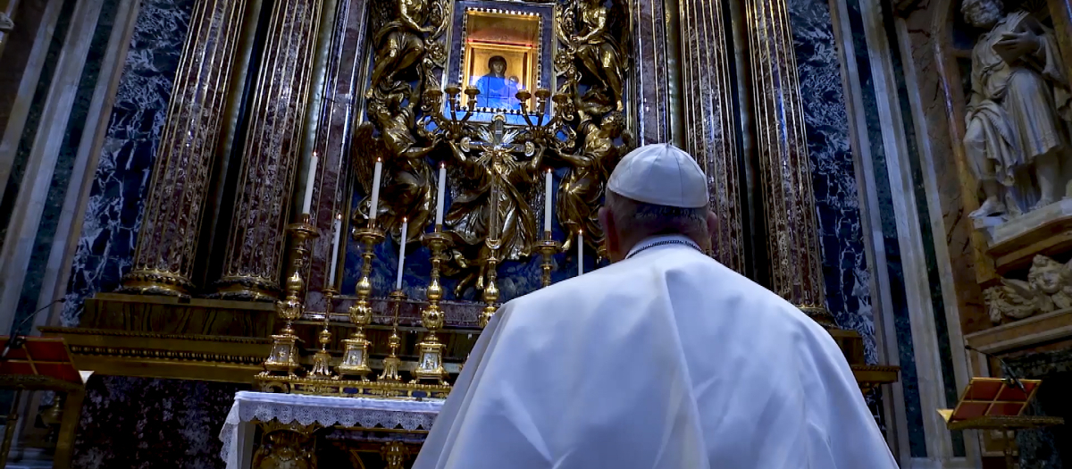 Imagen del Papa Francisco en la basílica Santa María Mayor