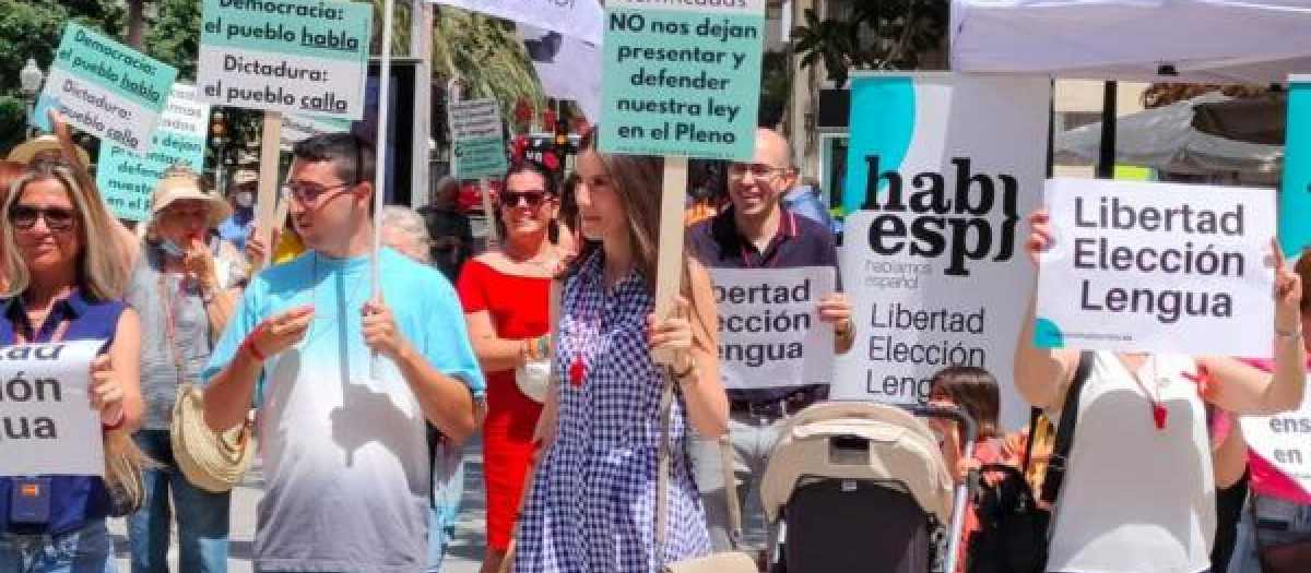 Manifestación de Hablamos Español en la Comunidad Valenciana.