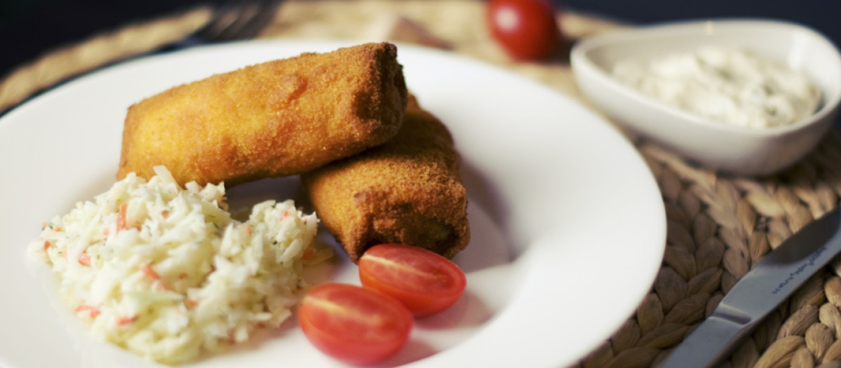 Imagen de recurso de un plato de croquetas