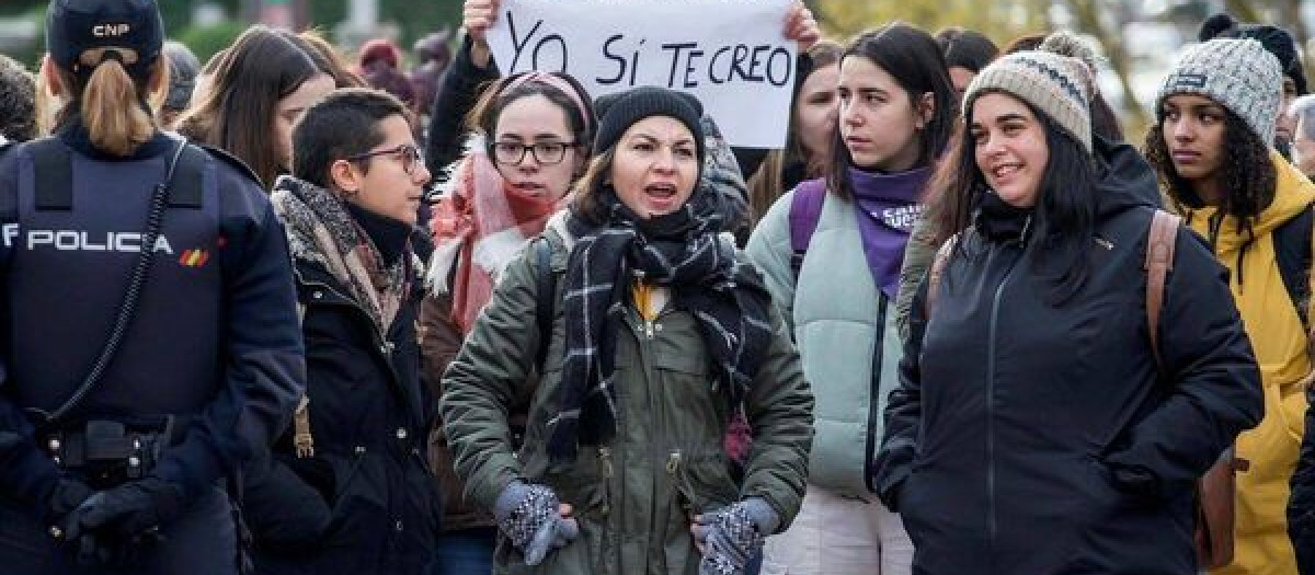 Manifestación en apoyo a la menor agredida en el caso de la Arandina