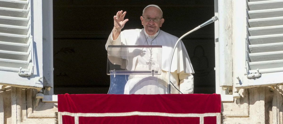 Papa francisco durante el rezo del Ángelus de este domingo