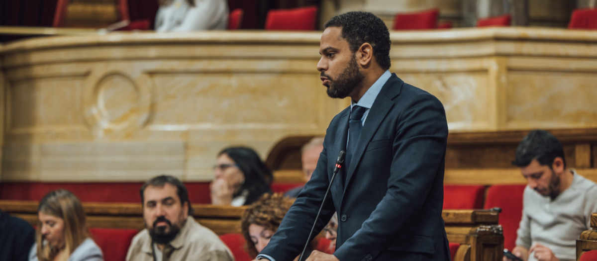 Ignacio Garriga en el Parlament de Cataluña