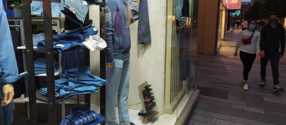 Un comercio de ropa en el centro de Córdoba