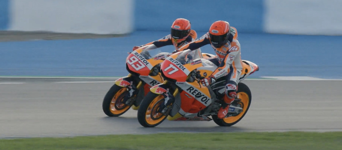 Joaquín, con el número 17, y Marc Márquez, en el circuito de Jerez