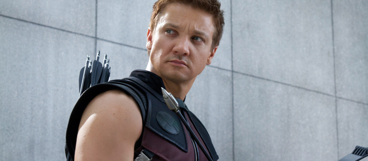 Jeremy Renner tiene heridas importantes en su pierna