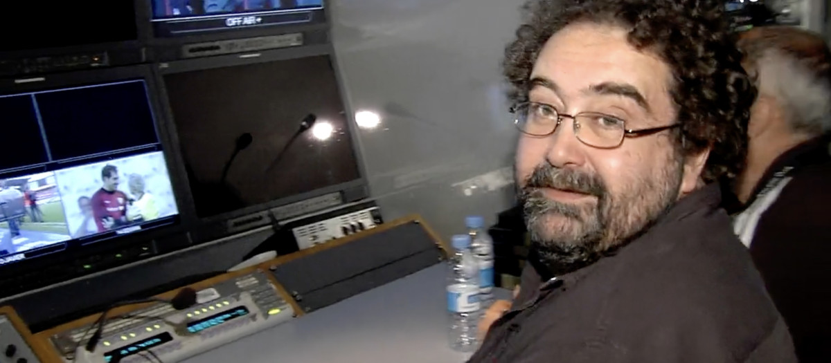 Víctor Santamaría, durante una retransmisión de Canal +