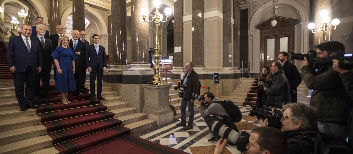 Candidates in the Czech Presidential elections pose for photographers prior their presidential debate on Czech TV on January 08, 2023 in Prague, ahead of a direct presidential election that will start on January 13. (Photo by Michal Cizek / AFP)