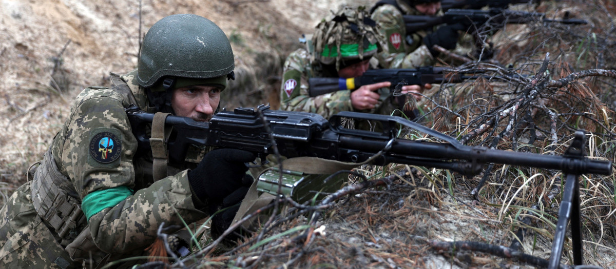 Soldados ucranianos en Donetsk