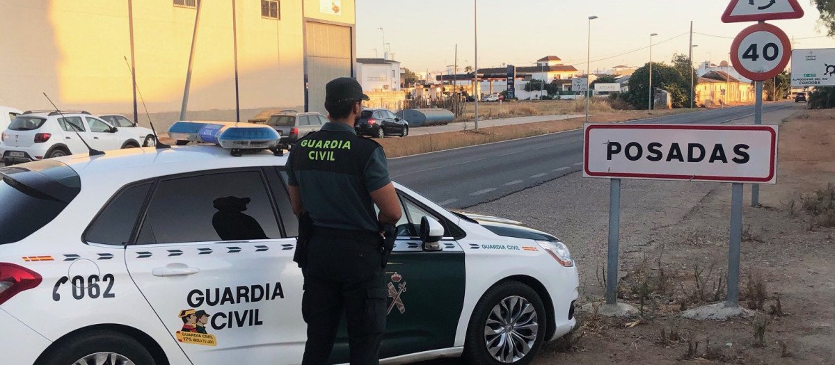 Agente de la Guardia Civil en Posadas