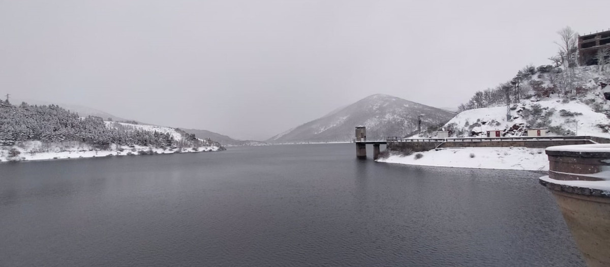 Embalse de la cuenca del Duero