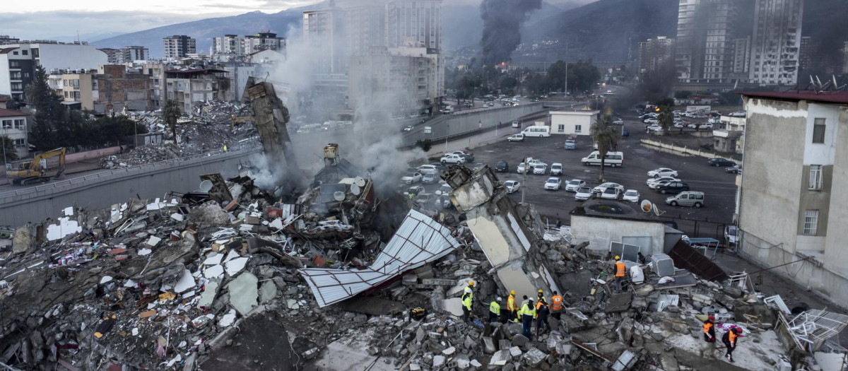 Las imágenes aéreas muestran la desolación en ciudades como Hatay, en Turquía