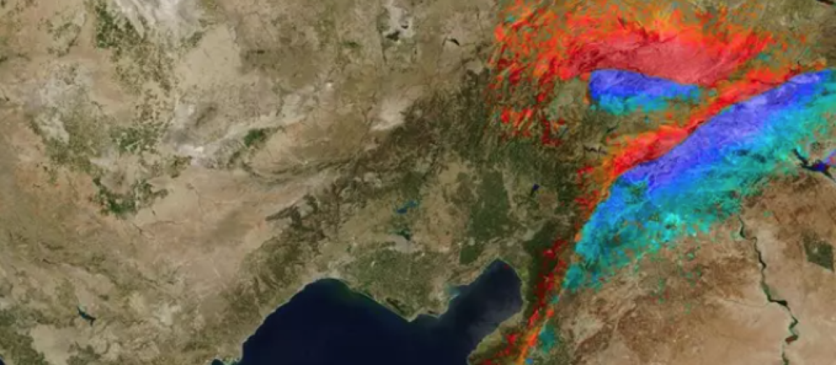 Desplazamiento de la tierra a causa del terremoto