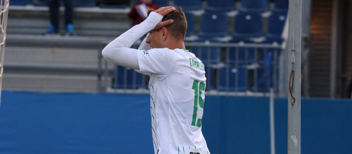 Antonio Caballero se lamenta durante el partido ante el Fuenlabrada