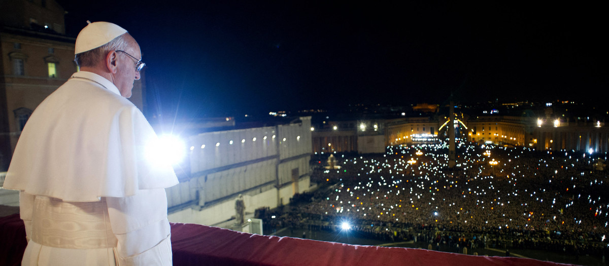 El Papa Francisco, recién elegido el 13 de marzo de 2013