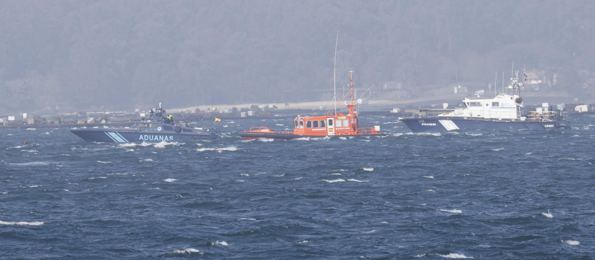 El presunto narcosubmarino ha sido localizado frente a la costa de Villagarcía de Arousa