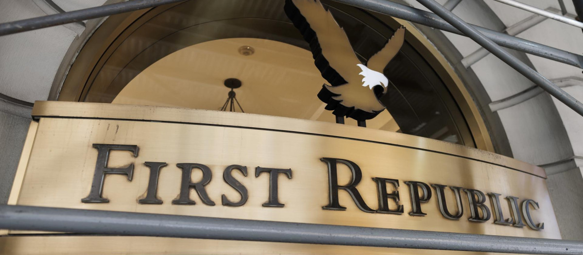 Una sucursal del First Republic Bank en Nueva York