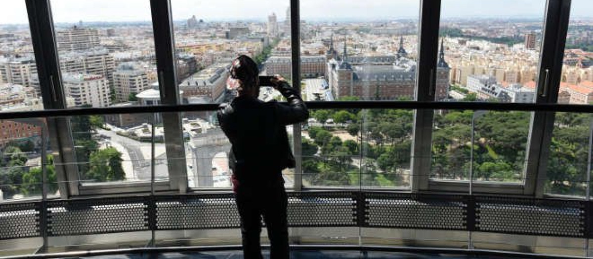 Interior del Faro de Moncloa