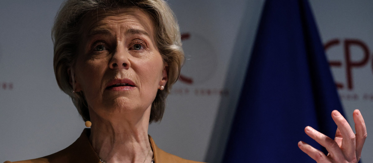 President of the European Commission Ursula von der Leyen delivers a keynote address on EU-China relations dubbed "De-risking, not de-coupling Europe and China at this watershed moment" at the European Policy Centre (EPC) in Brussels, Belgium, on March 30, 2023. (Photo by Valeria Mongelli / AFP)