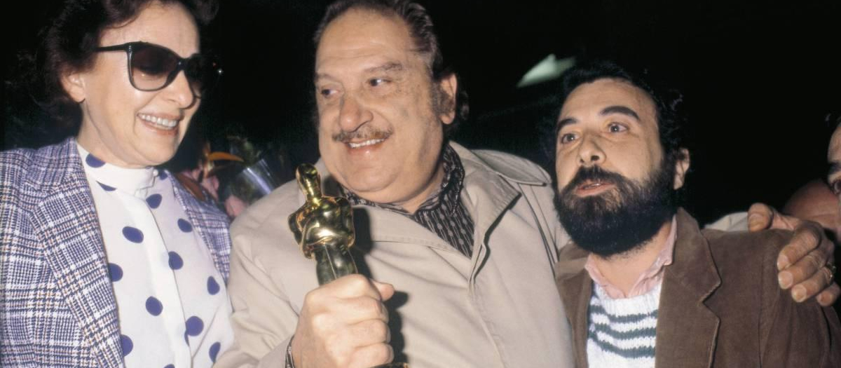 Encarna Paso, José Bódalo y José Luis Garci, con el Oscar