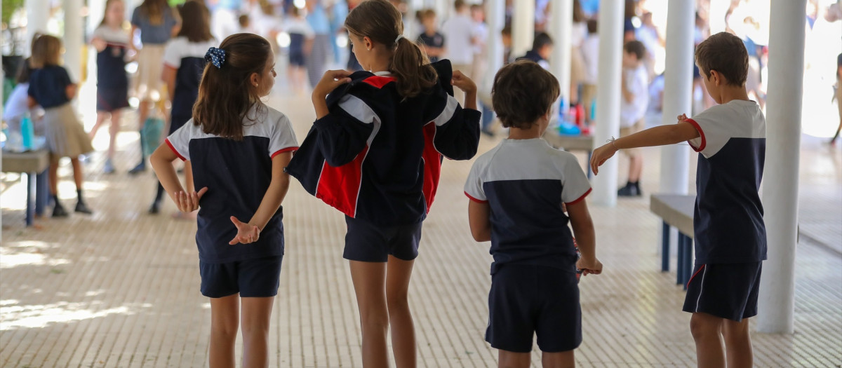 Las altas temperaturas preocupan a la comunidad educativa por la falta de climatización de los colegios