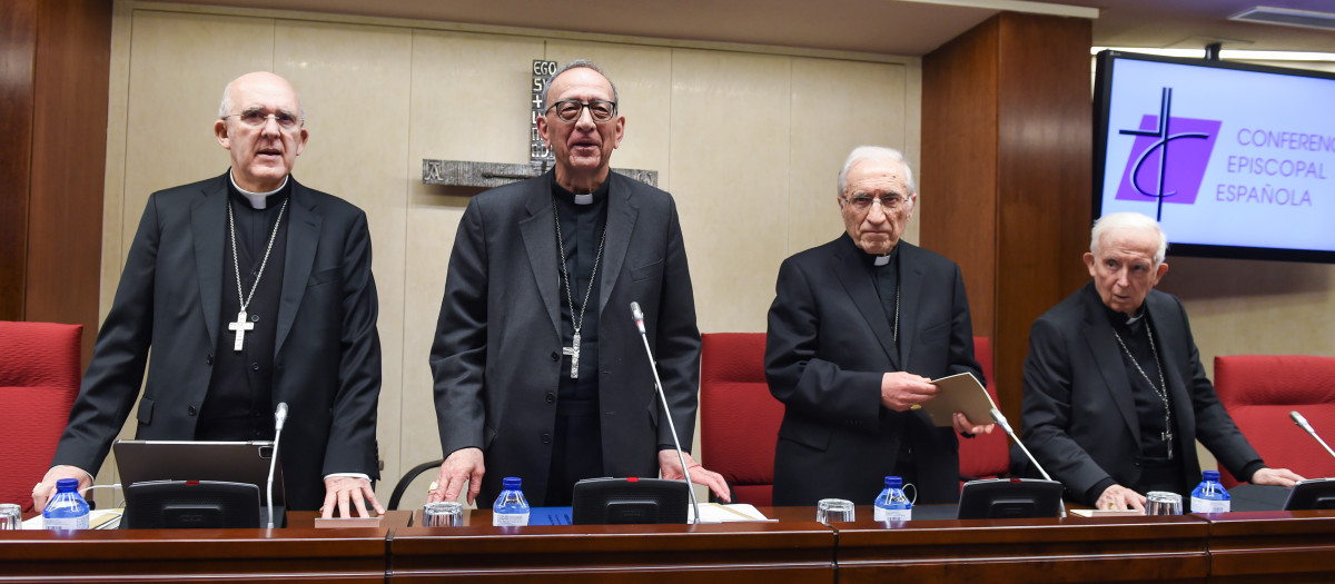 De izquierda a derecha, Carlos Osoro, Juan José Omella, Rouco Varela y Antonio Cañizares