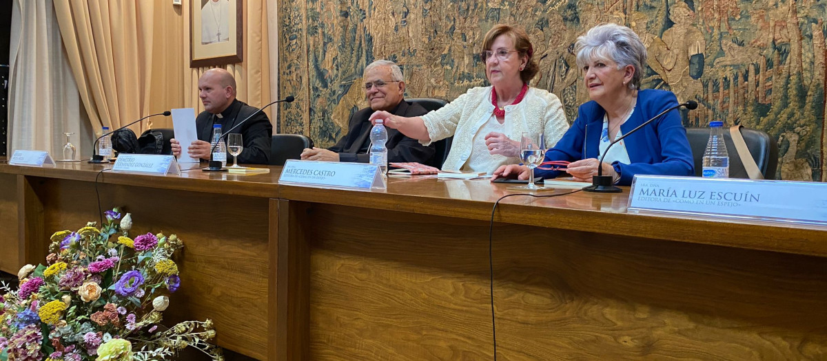 Adolfo Ariza, Demetrio Fernández, Mercedes Castro y María Luz Escuín