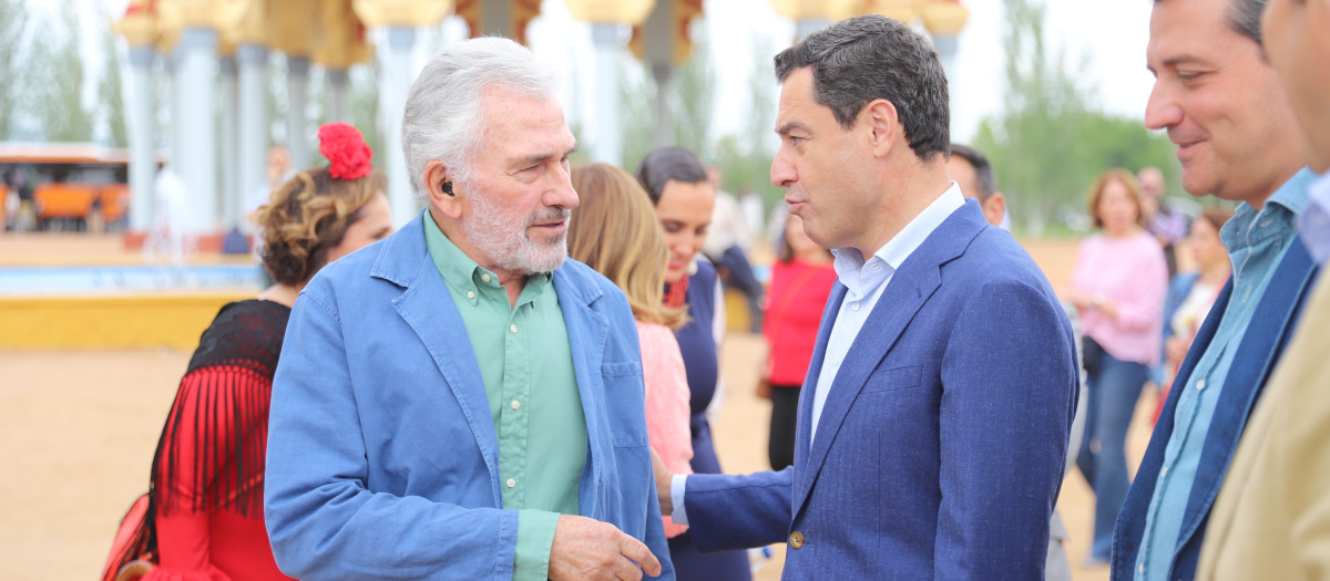 Juanma Moreno y  José María Bellido, visitan la Feria de Nuestra Señora de la Salud