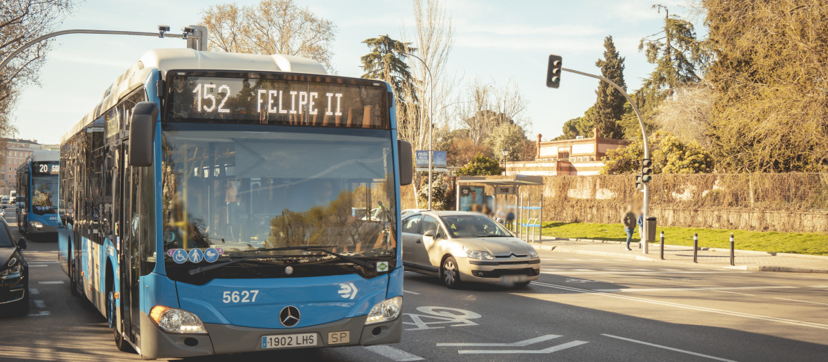 Imagen de la línea 152 de la EMT